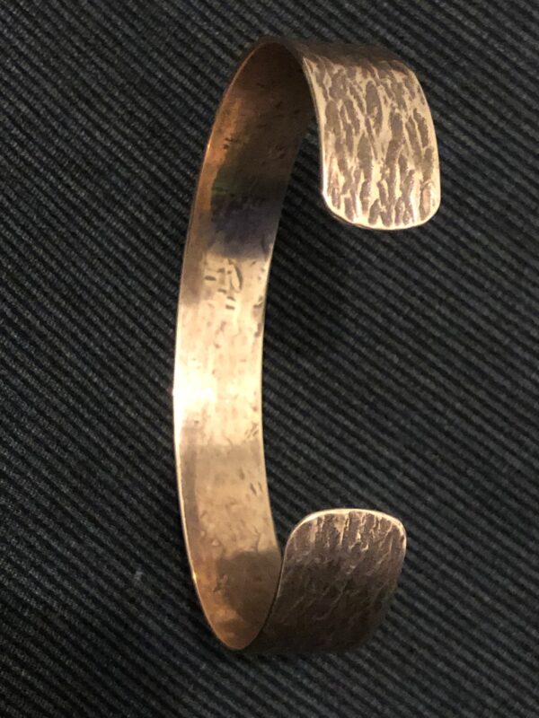 Bronze-Armreif "Baumrinde" – Bild 6