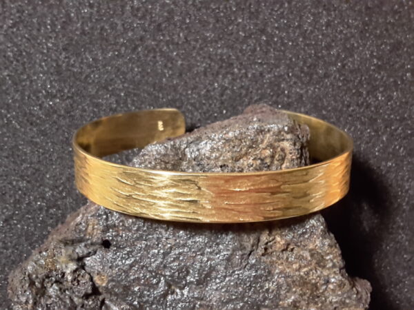 Gold-Armreif (24 Karat/999er) "Baumrinde" – Bild 9