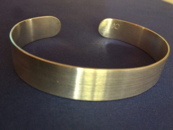 Silber-Armreif "Seidenmatt" breit – Bild 11