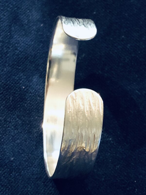 Silber-Armreif "Baumrinde (fein)" – Bild 9