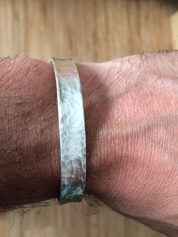 Silber-Armreif "Rundhammer" – Bild 5